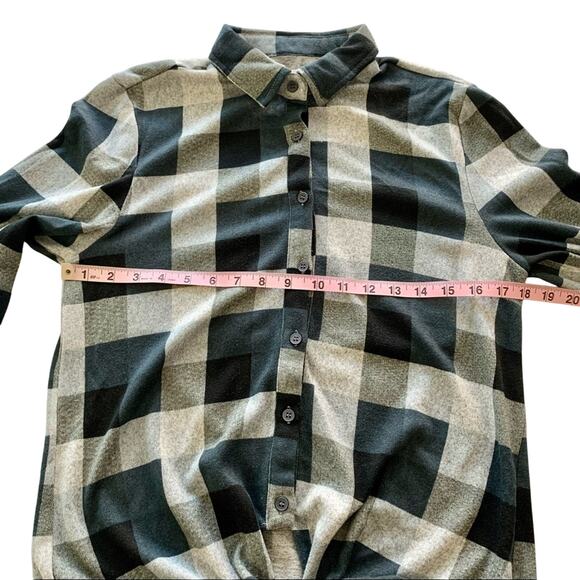 Via Penny Lane Reworked Apparel | Pink Floyd Plaid Button Up Shirt Small - Picture 4 of 10